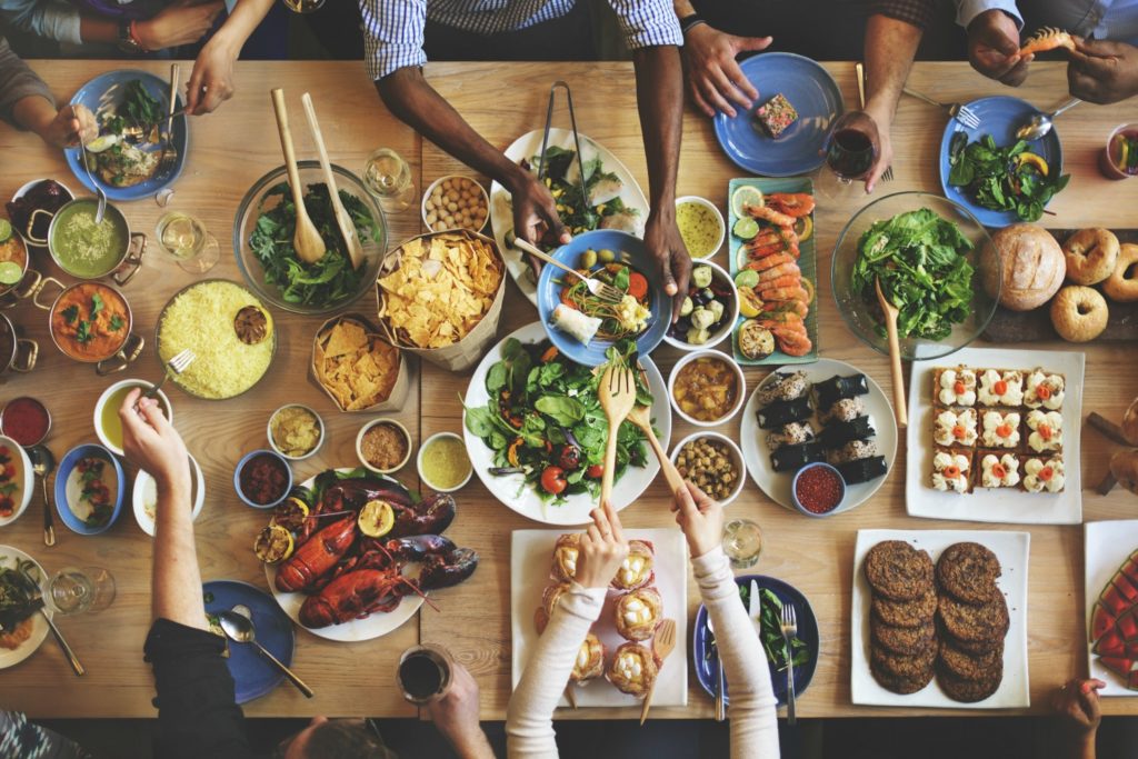 restaurants in brandywine table with food